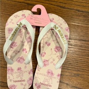 Havaianas White and Pink Floral Sandals